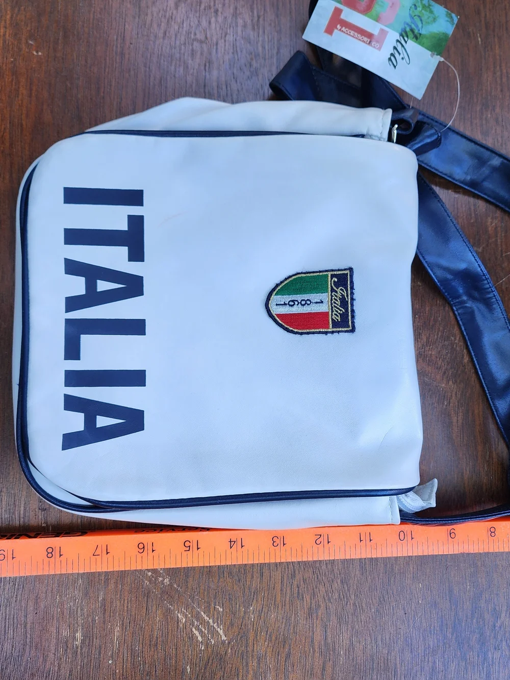 NWT Vintage Italia Messenger Crossbody Bag White Soccer Crest